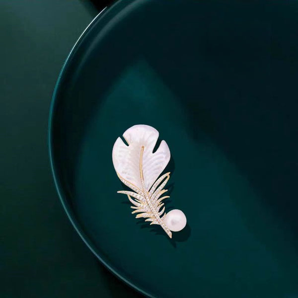 KISALL Natural Mother Of Pearl Shell Feather Brooch