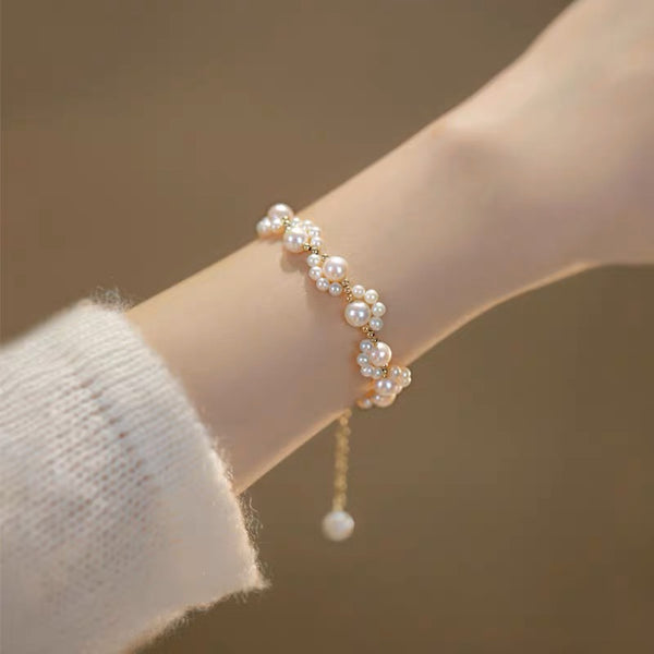 New Cat Claw Freshwater Pearl Bracelet